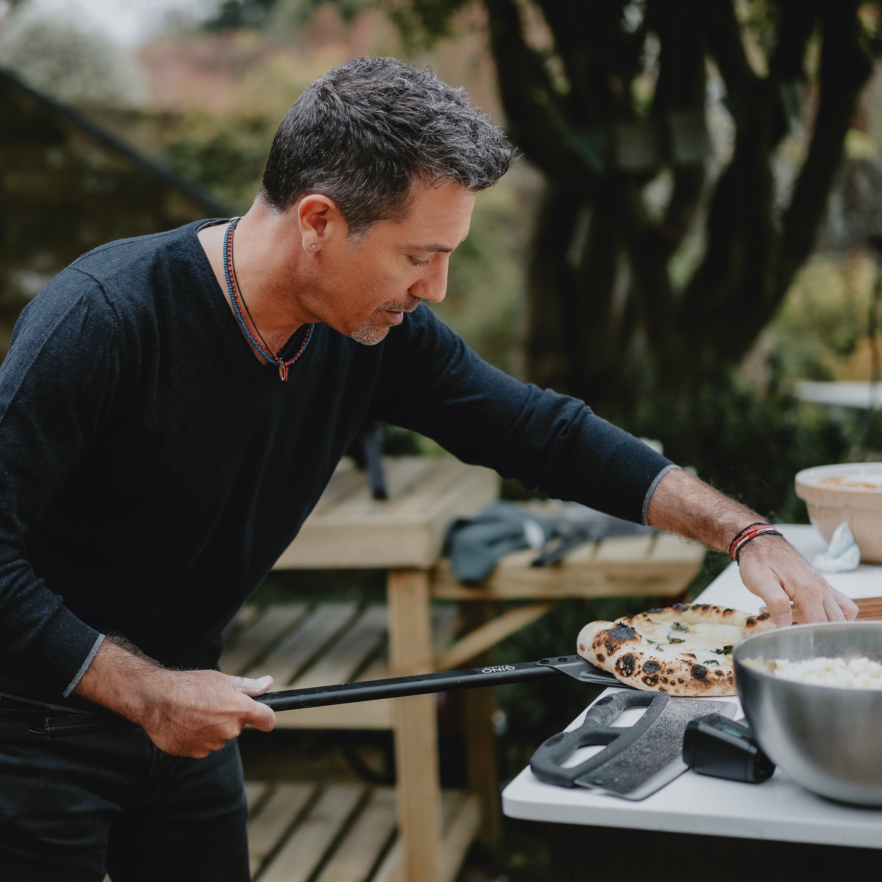 Gino D'Acampo Vesuvio - 14" Gas Fired Pizza Oven