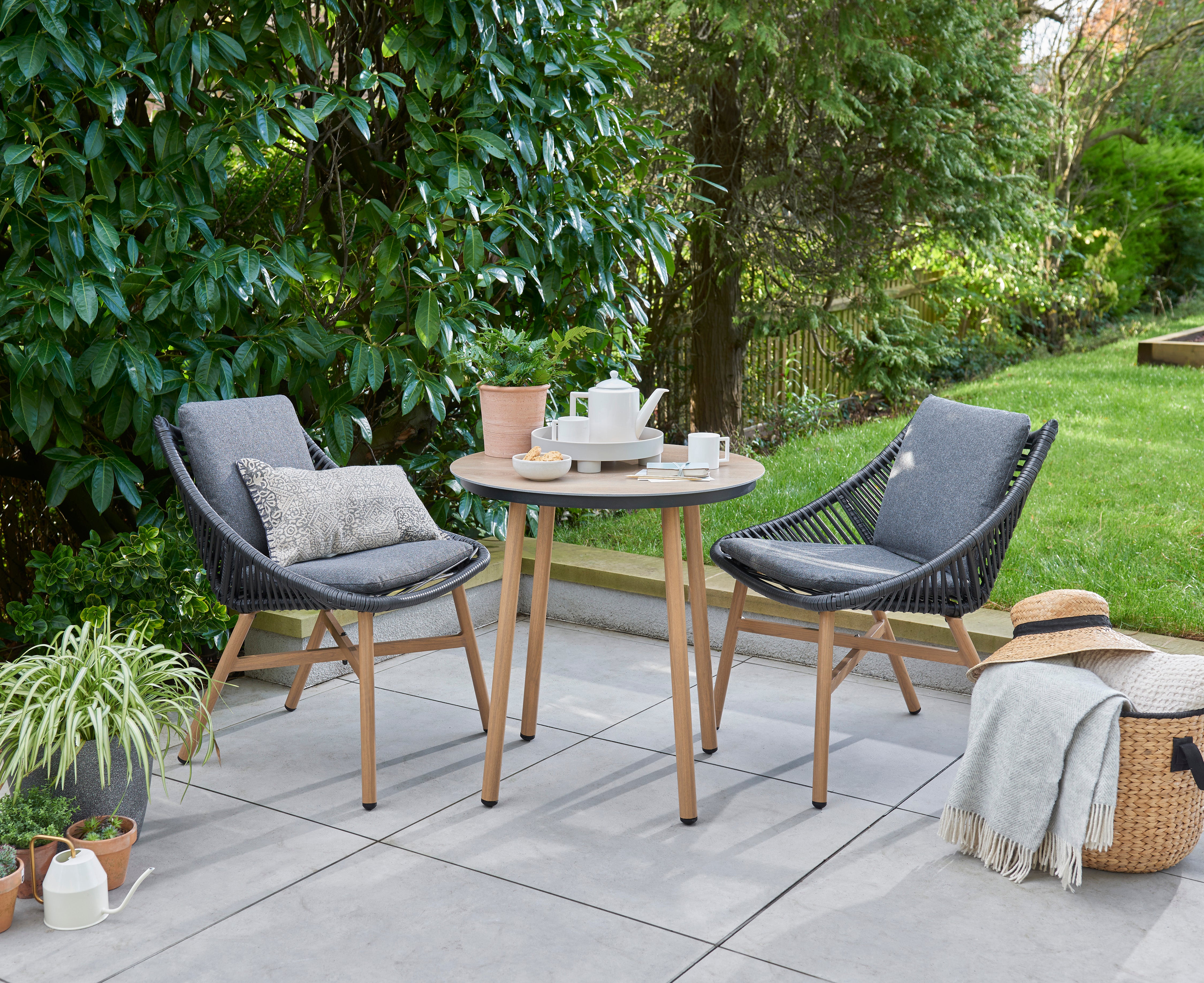 Norfolk Leisure Keswick Bistro Set