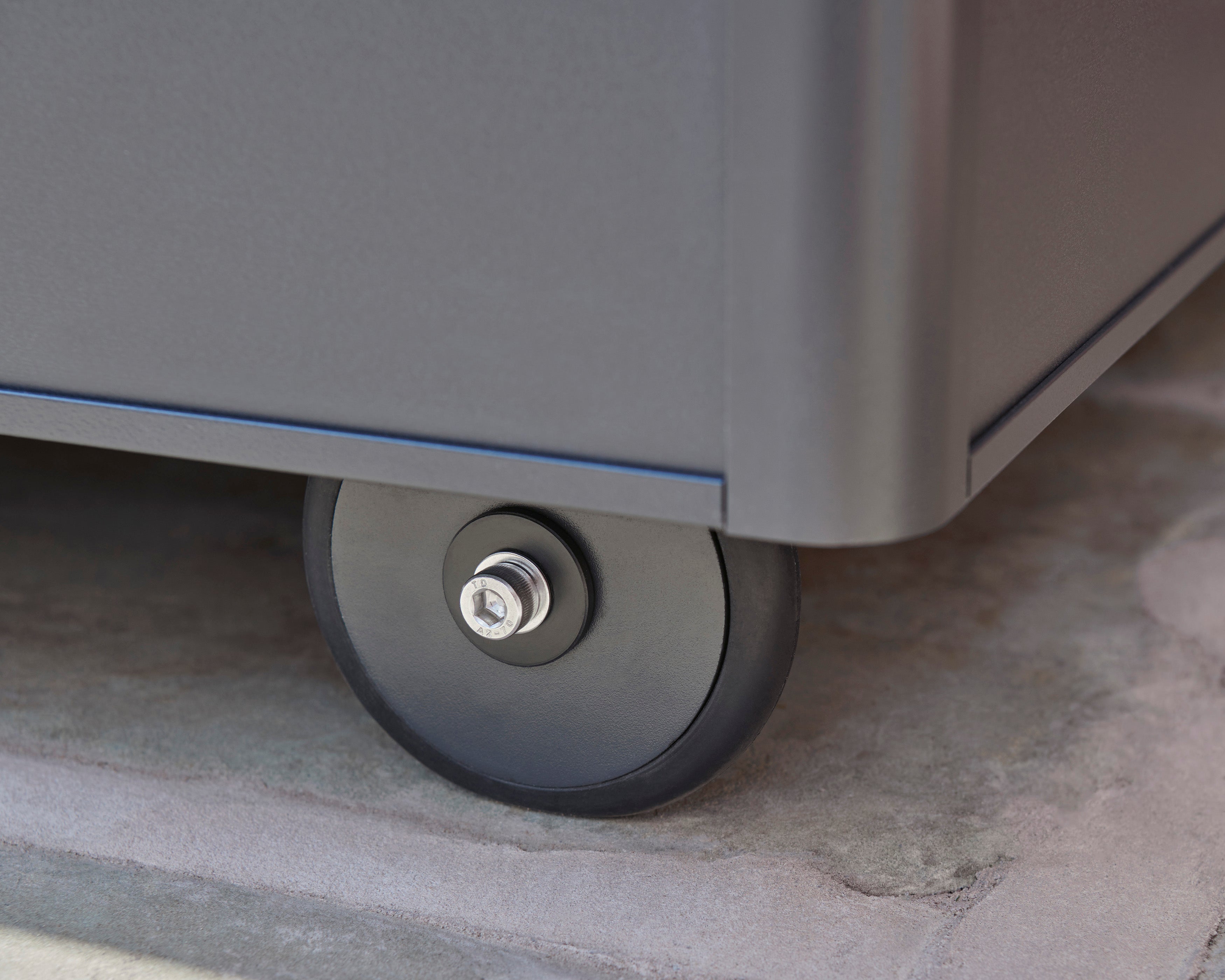 Norfolk Leisure Royce Large Size Aluminium Storage Box
