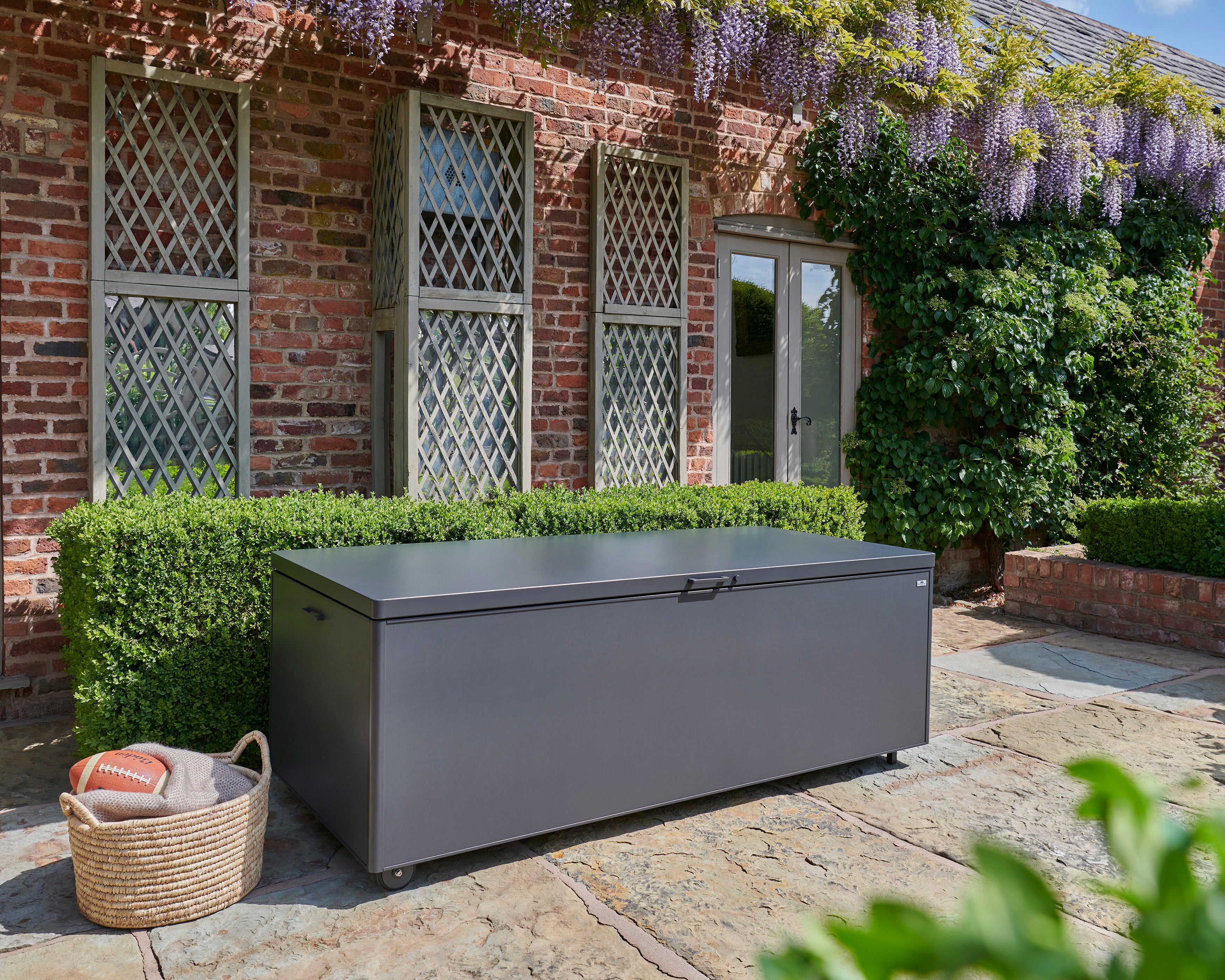 Norfolk Leisure Royce Extra Large Size Aluminium Storage Box