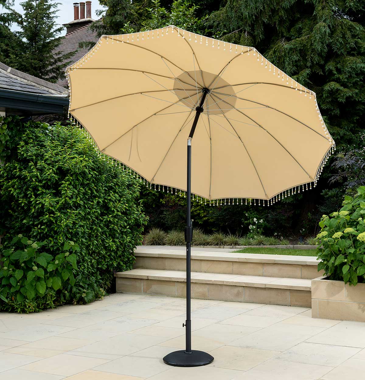 carrousel_cream_parasol-2.jpg