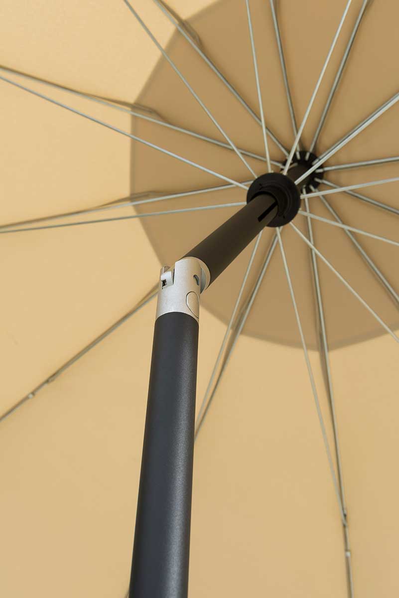 carrousel_cream_parasol-3.jpg