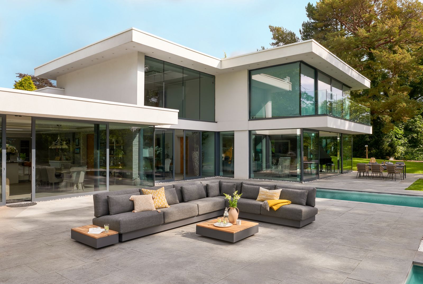 4 Seasons Outdoor Ibiza Corner Modular Set with Side and Coffee Tables