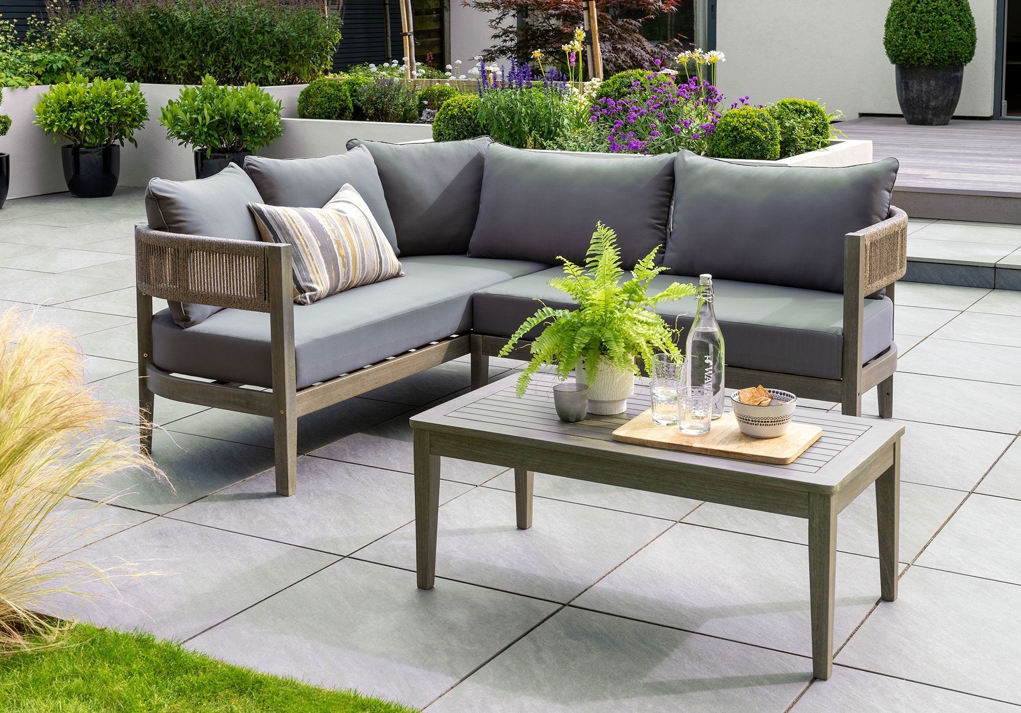 ARDEN-CORNER---ROPE-&-WOOD.jpg