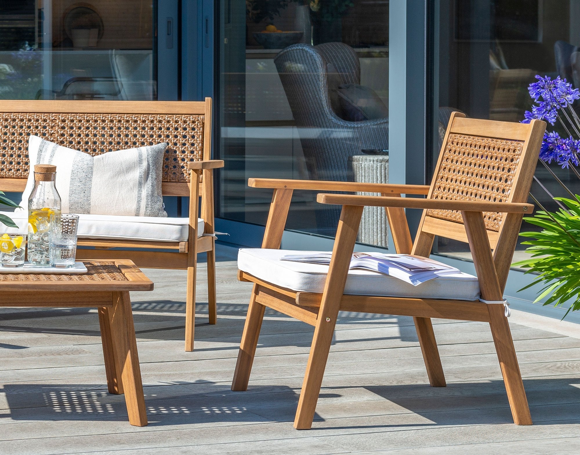 BRENT-TIMBER-LOUNGE-detail.jpg
