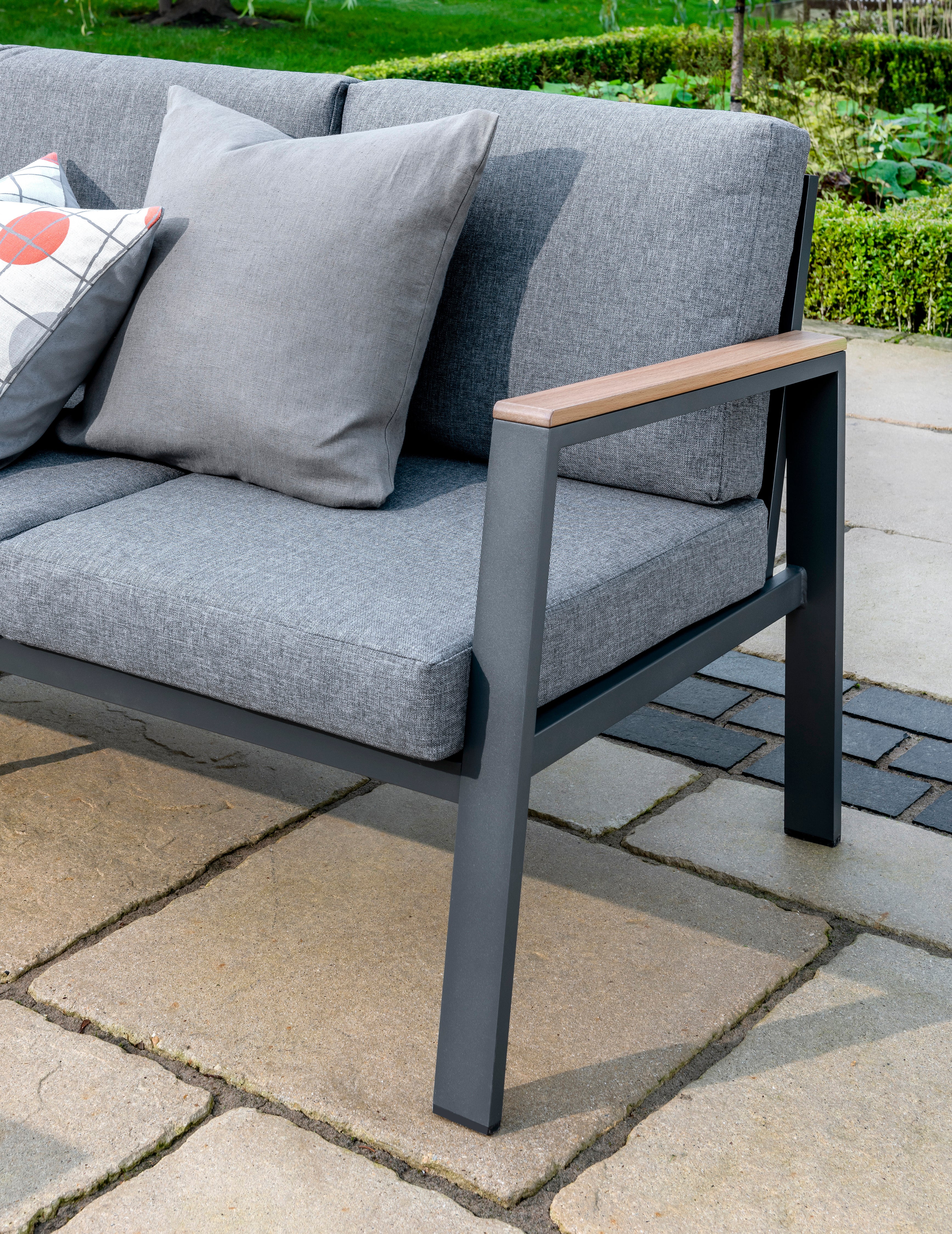 Norfolk Leisure Easton Four Seater Lounge Set