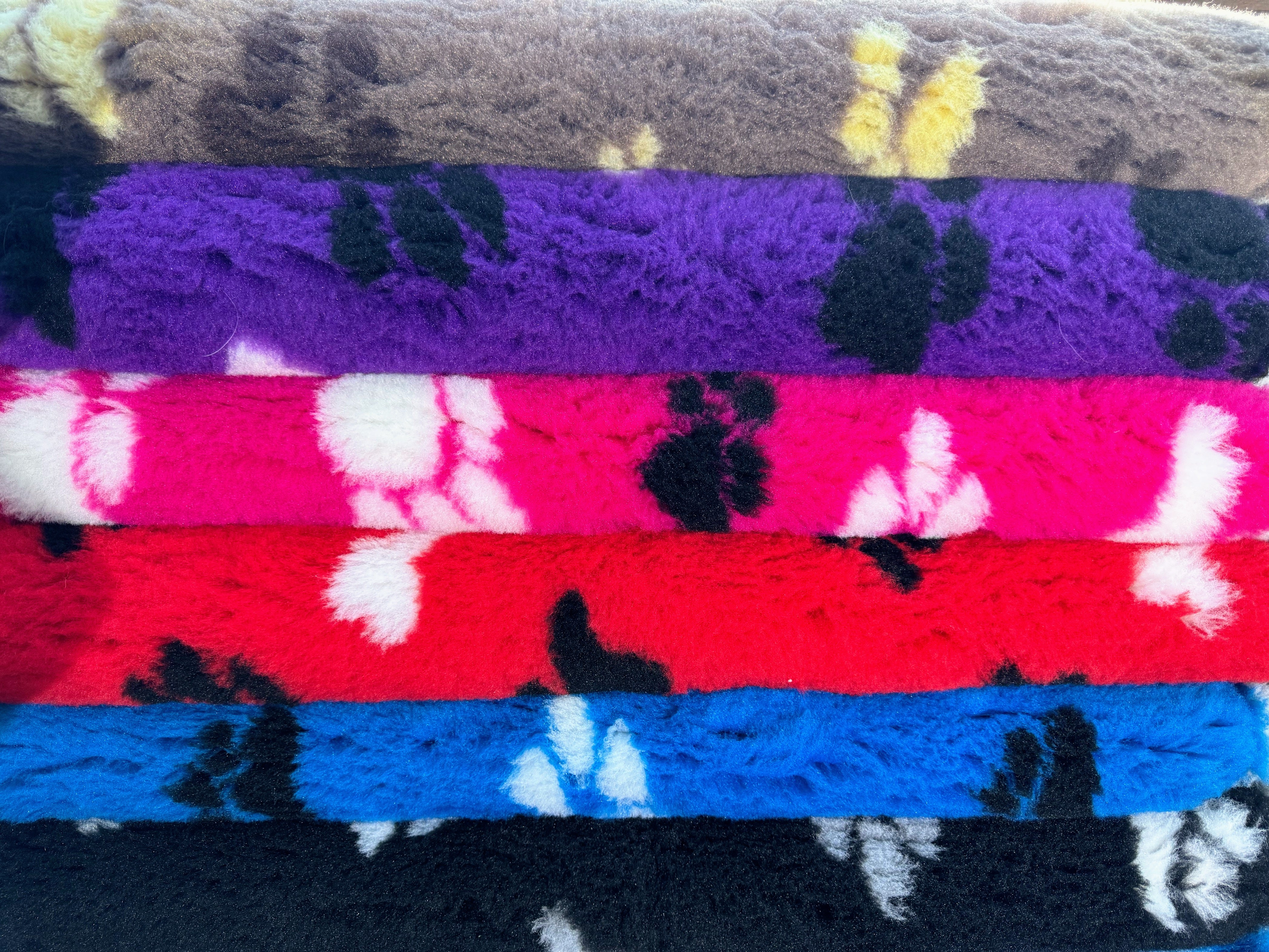 Vet Beds - Thick, Fleeced, Luxury Vet Bed in Vibrant Colours