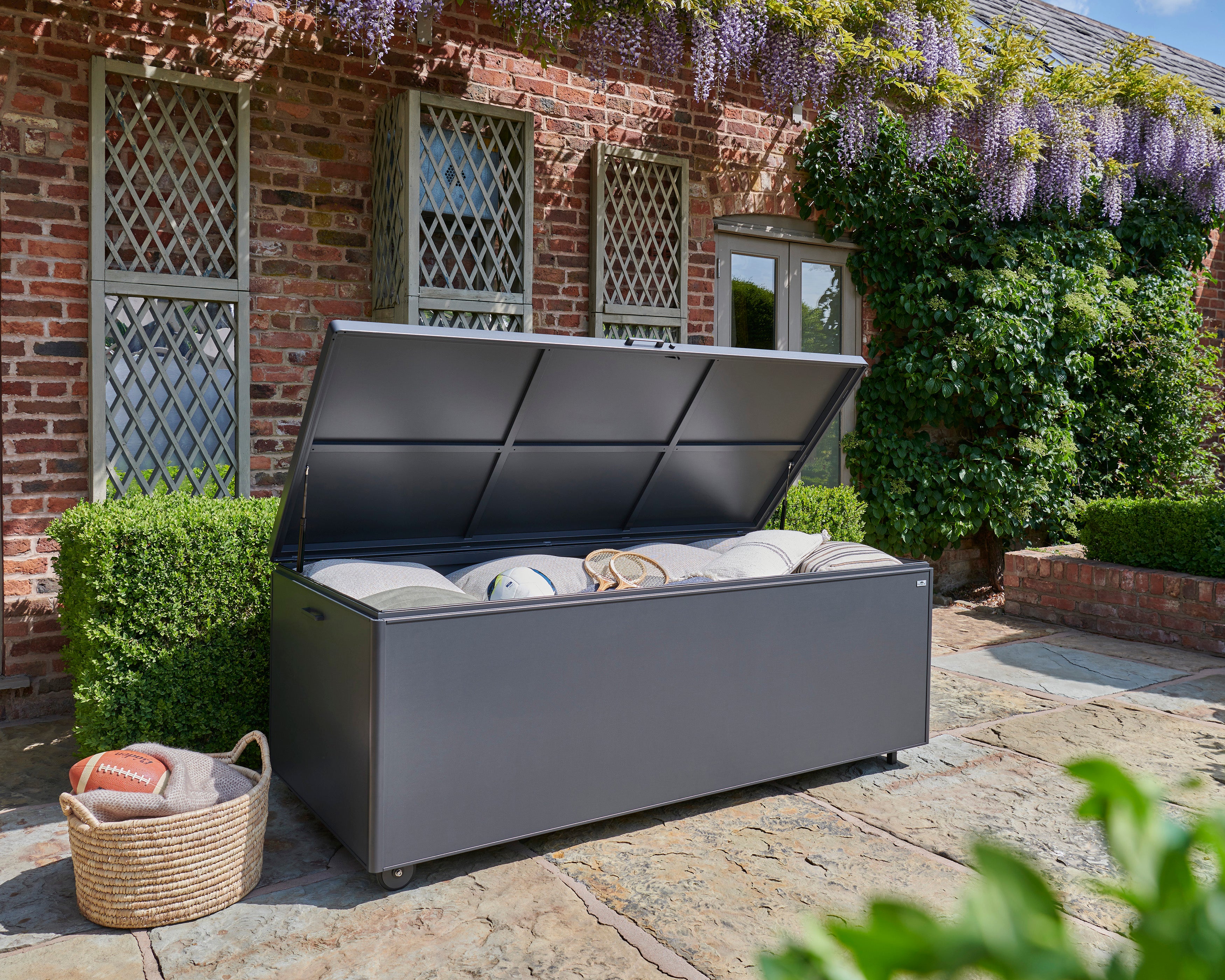 Norfolk Leisure Royce Extra Large Size Aluminium Storage Box