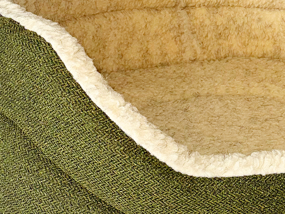 Snug Fleece Lined High Sided Oval Luxury Dog Bed 5 Sizes in Orkney Woodland Green